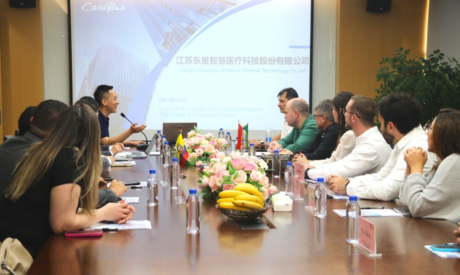 warmly-welcome-experts-from-brazil-ecuador-russia-and-egypt-to-visit-our-factory_02.png