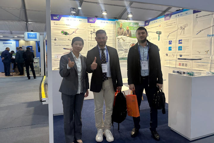 towards-new-frontiers-in-global-metabolic-and-bariatric-surgery-victor-medical-attends-2025-ifso-congress-in-chile8.jpg