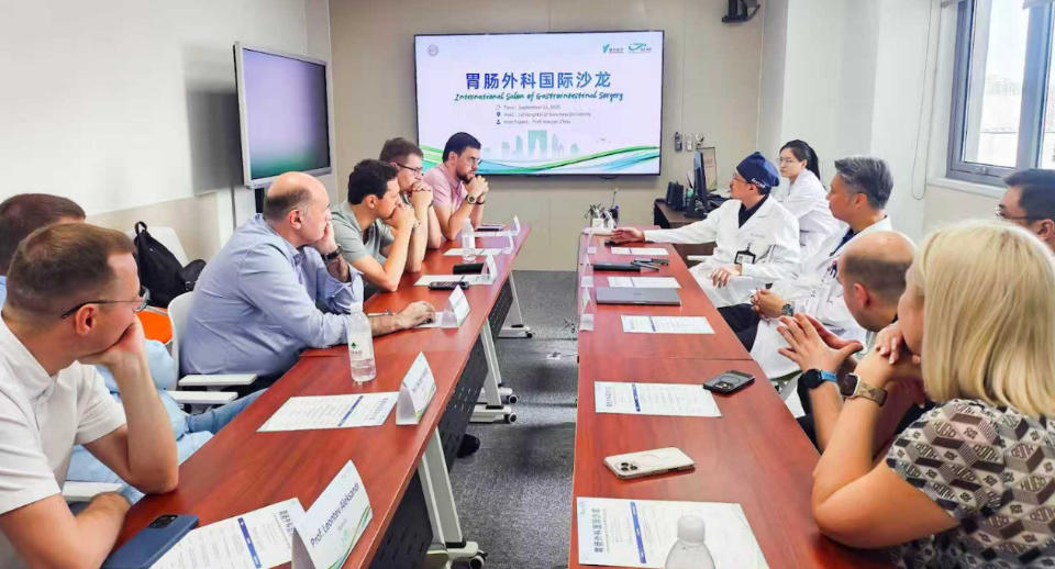 international-salon-of-gastrointestinal-surgery_01.jpg